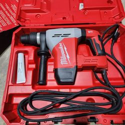 Milwaukee Rotary Hammer 