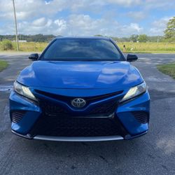 Toyota Camry 