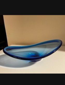 BLUE GLASS OVAL BOWL 11"×7"