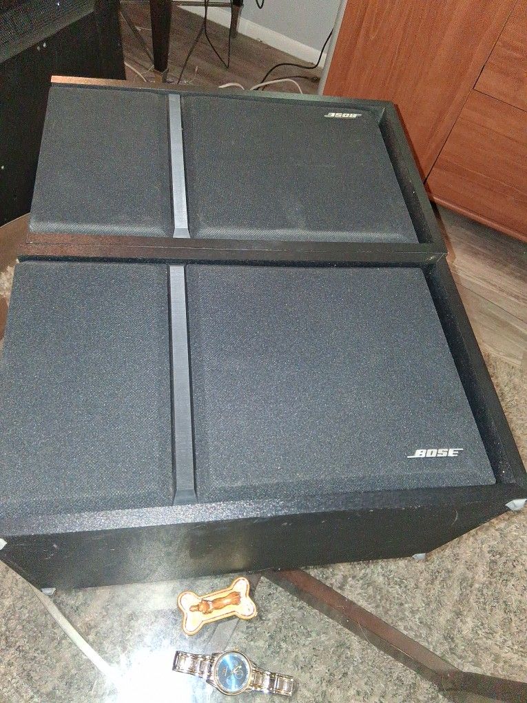 Bose Entertainment sound home speakers 2for 150$