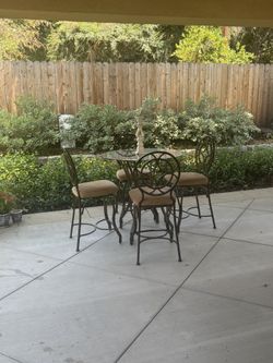 5 Piece Metal Patio Set Glass Top