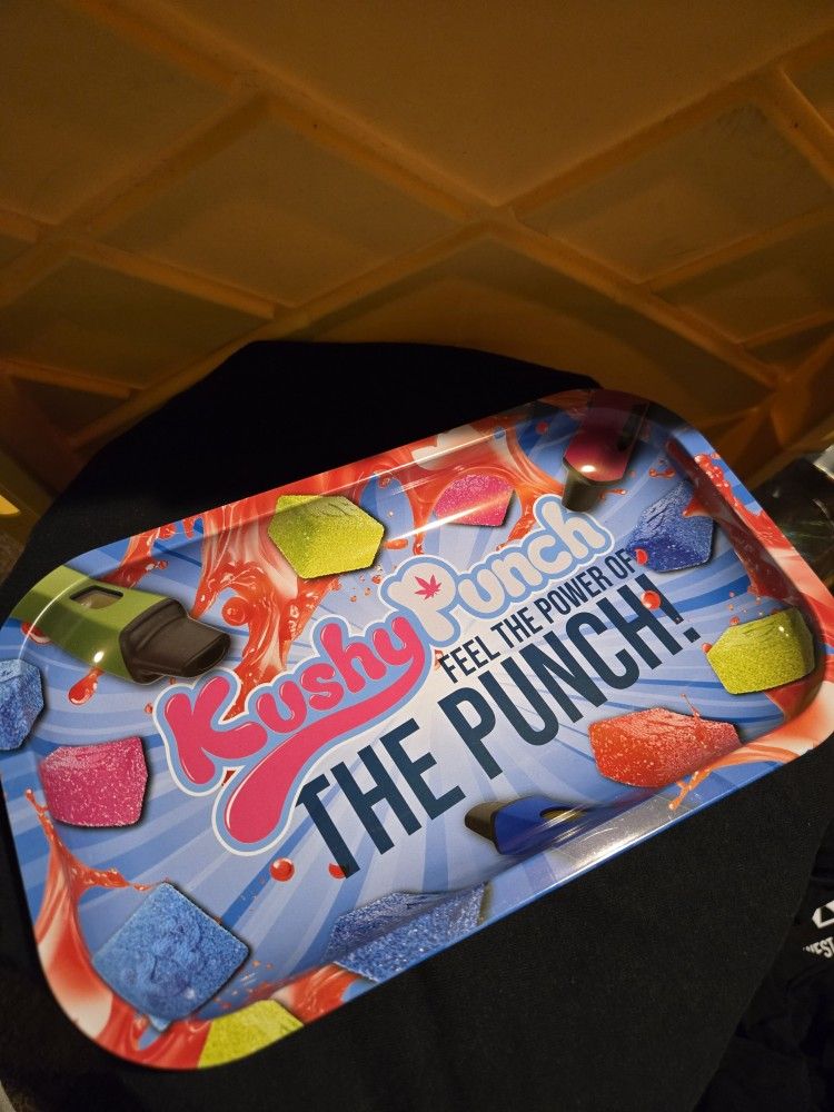 Kushy Punch ASH Tray