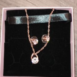 Chapter Club Jewelry Set With Necklace And Earrings