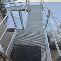 Large handicap wheelchair ramp