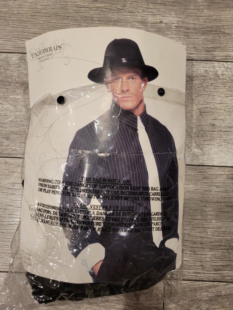 Halloween Costume (Gangster Striped Shirt/ Size: One Size)