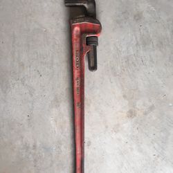 Ridged 36” Pipe wrench 