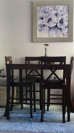 Living Spaces Counter height table with 4 chairs