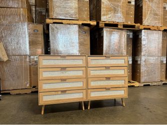 8-Drawer Dressing Table/Chest of Drawers. Can be separated and used as two separate units.