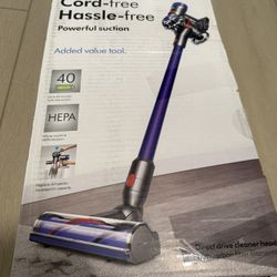 Dyson V8 Animal + Plus