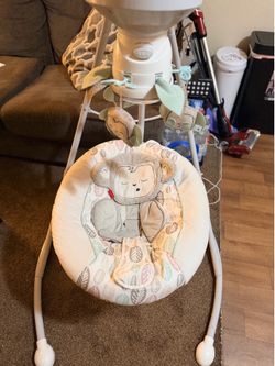 Baby swing