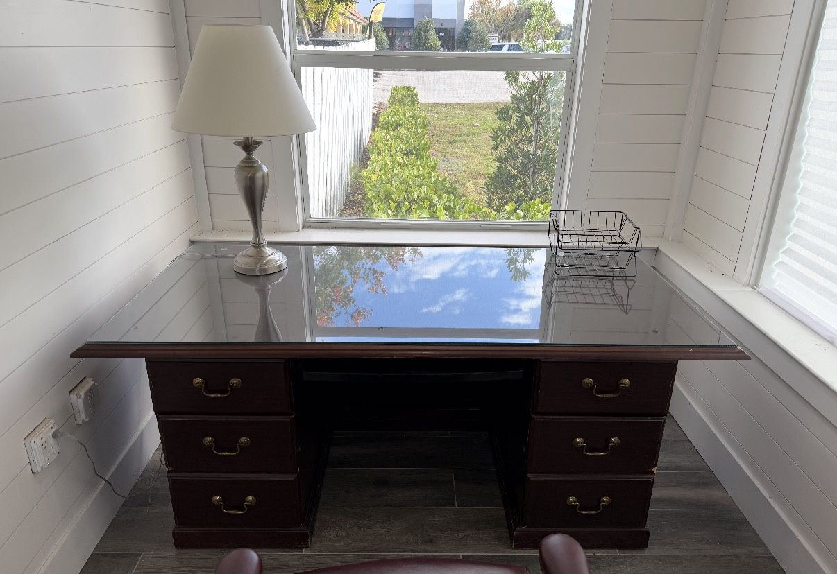 Complete Office Furniture Liquidation – Engineer’s Office Setup