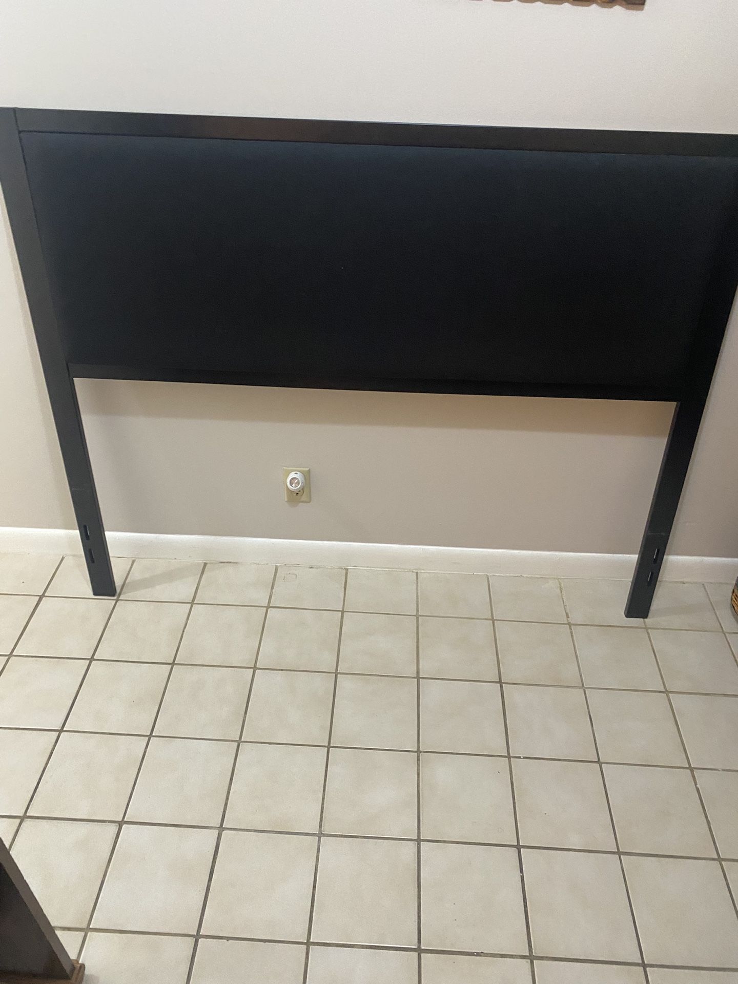 FREE HOUSEHOLD FURNITURE AND ITEMS
