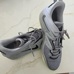 New KD Nike Size 17