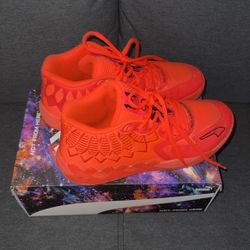 MB.01 Lamelo Basketball Shoes