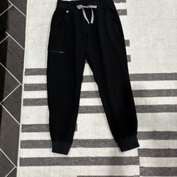 XS/Petite FIGS Black Zamora scrub bottoms