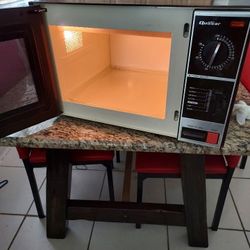 old style microwave but works fine