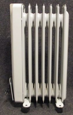 1,500 Watt Oil-Filled Electric Radiator DeLongHi 2507 Heater for Sale in  Floyd, VA - OfferUp