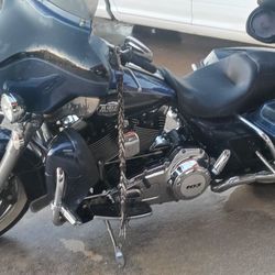 2013 Harley Davidson Electra Glide Ultra Classic