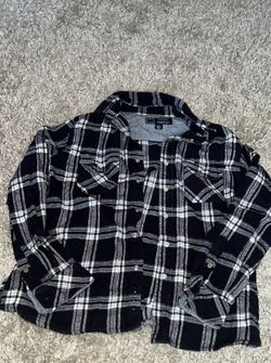 Women’s Large Flannel 