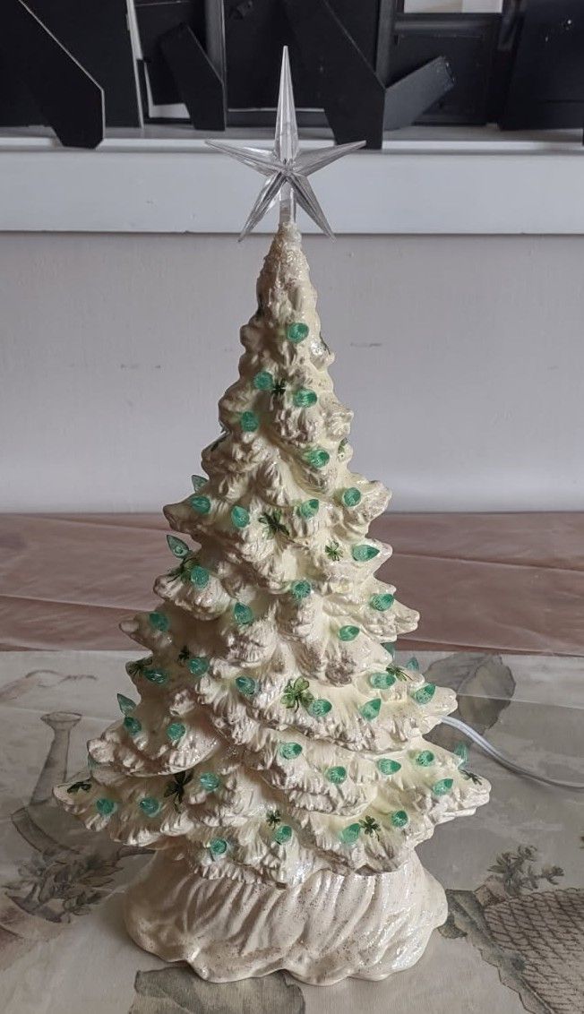 Ceramic Shamrock Christmas Tree 
