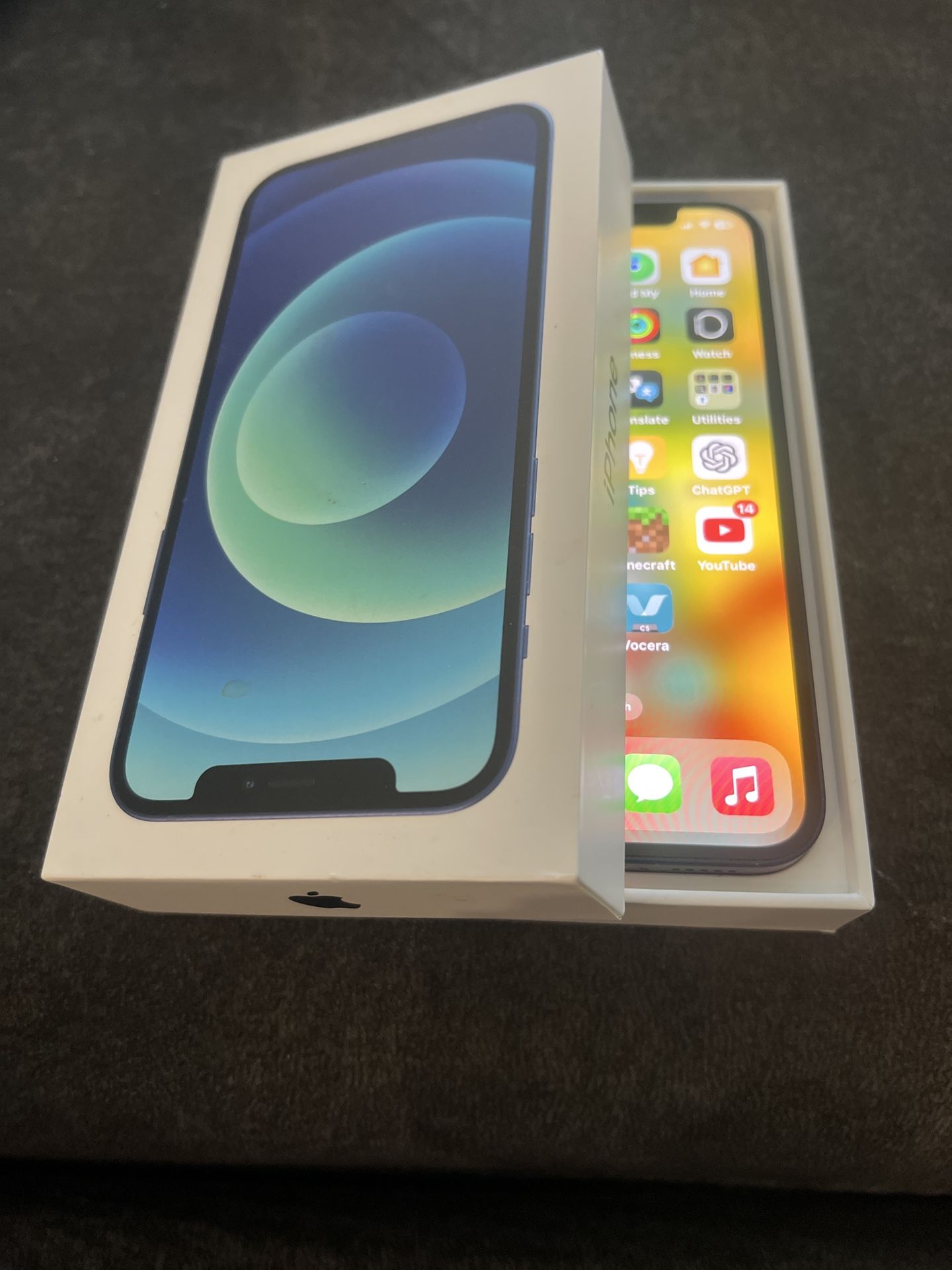 Carrier Unlocked Mint Condition iPhone 12 128gb
