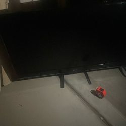 LG 42” TV with free gift