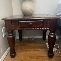 Pair Of Nightstands / End tables