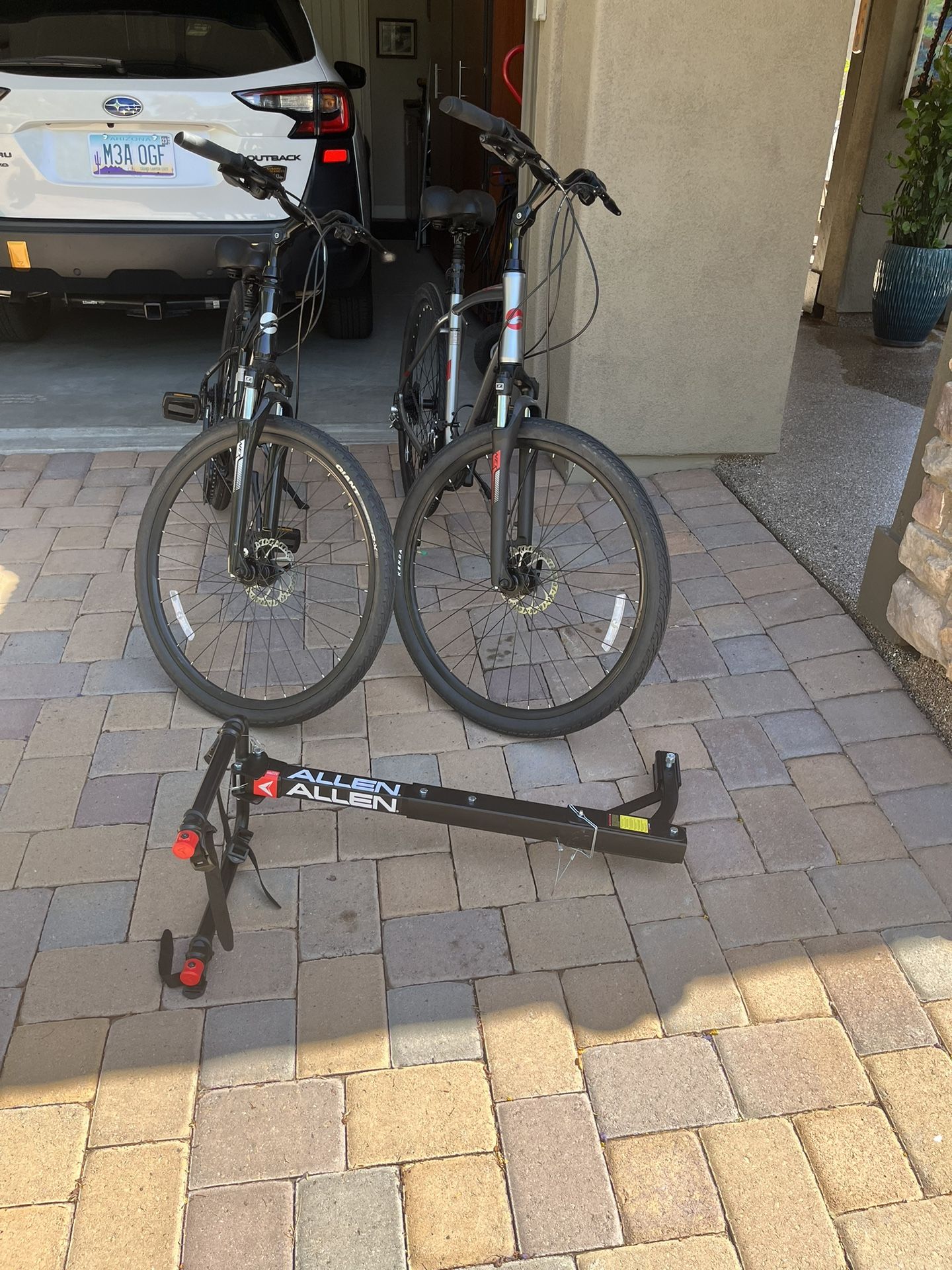 Giant Cypress 2 Commuter Bikes