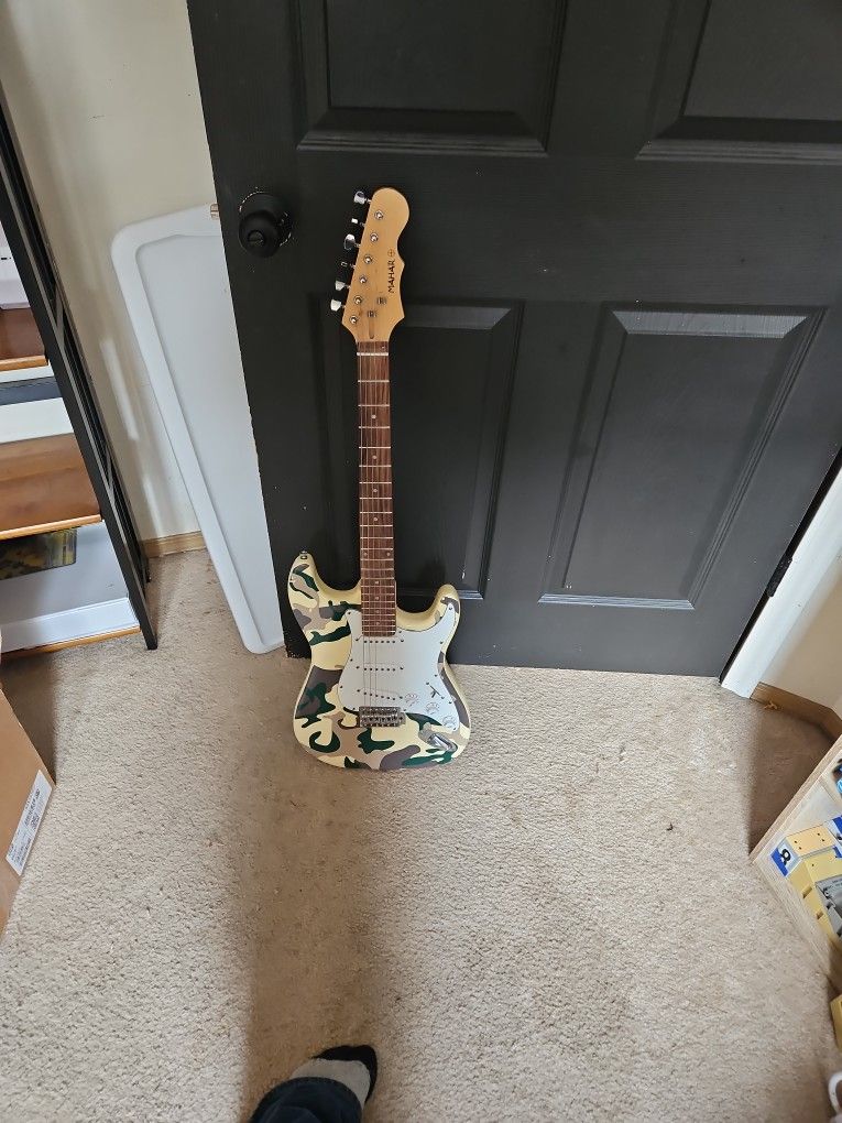 Mahar Stratocaster Camouflage Electric Guitar