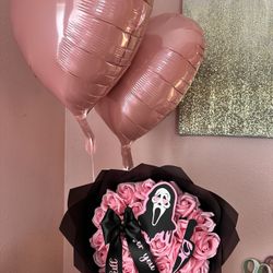 Spooky Vday Bouquet Valentines