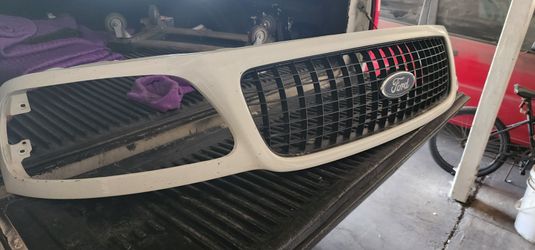 2003 ford f150 Grille