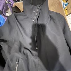 Dakine unisex black snowboard , sking , tabogen jacket