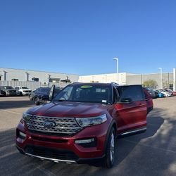 2020 Ford Explorer