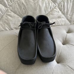 Clark Leather Shoes Size 10 1/2  New 