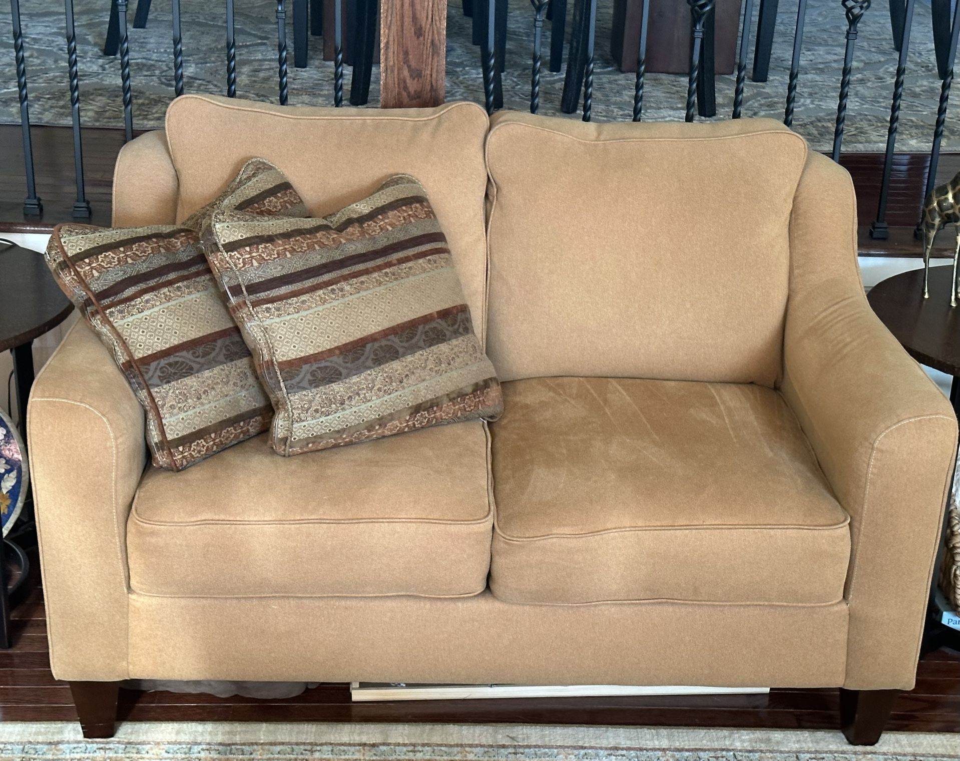 Lazyboy Talbot Sofa & Loveseat