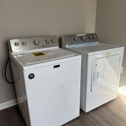 Maytag Commercial Washer & Dryer Set