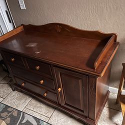 Wooden Changing Table with Drawers