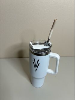 40 oz Stainless Steel Tumbler with Handle (Stanley-style / generic dupe) featuring a custom monogram “V” logo