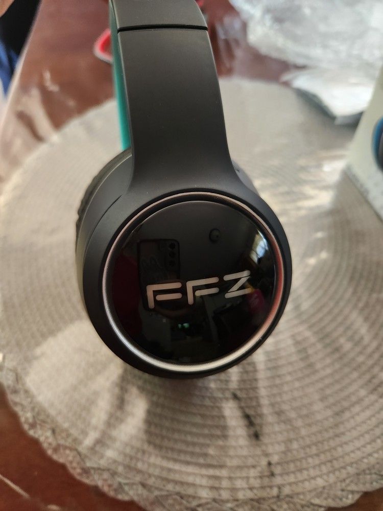 FFZ Headphones