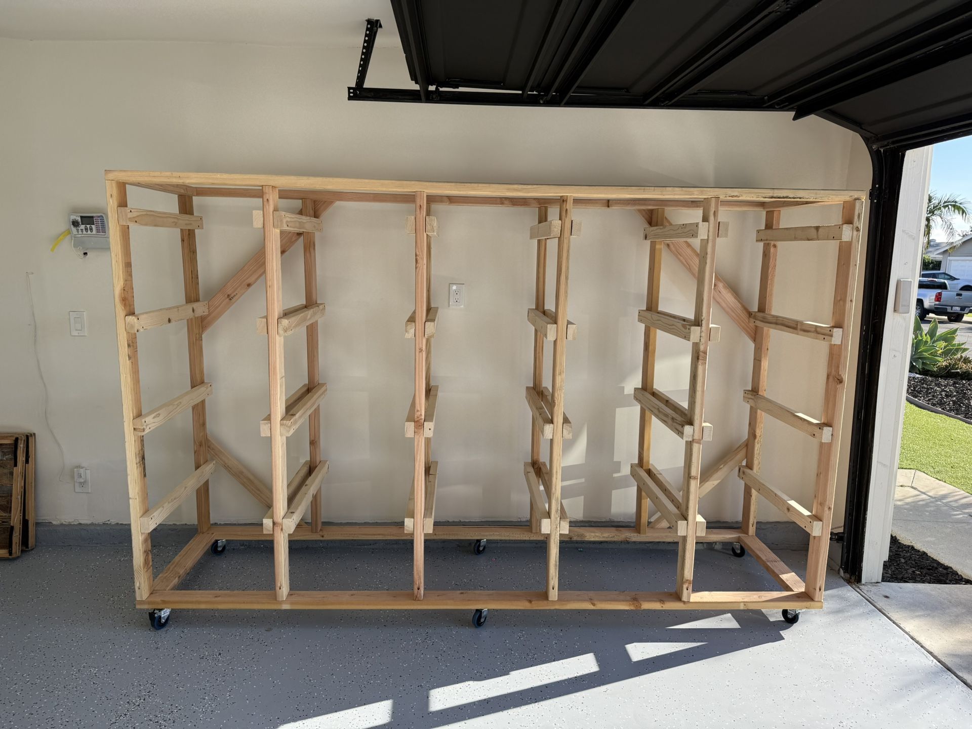 Brand New 20-Bin 27G Tote Rack Organizer