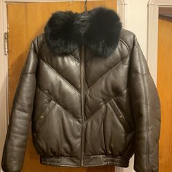 Original Goose V-Bomber Brown Size XL Like New Only Worn Twice