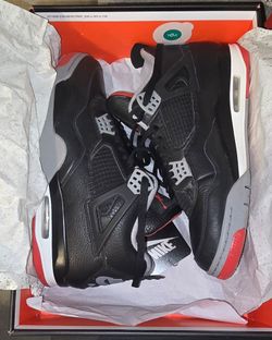 Air Jordan Retro 4