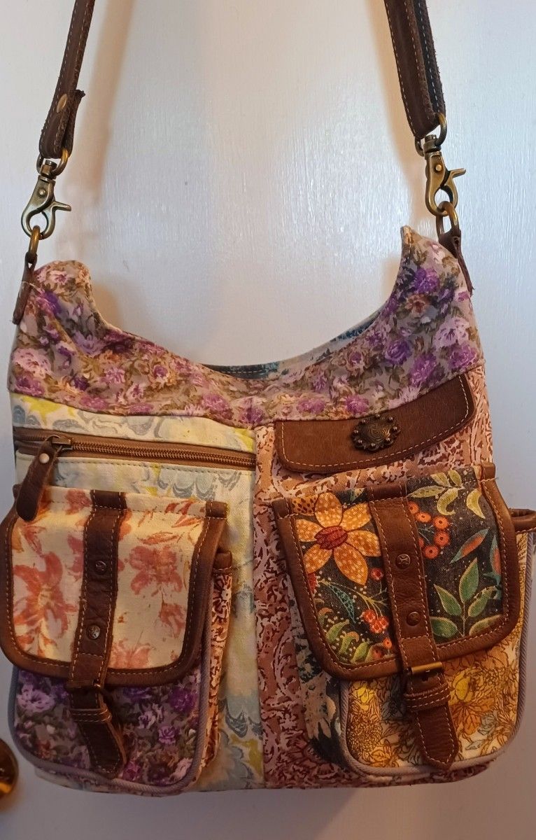 PURSES GORGEOUS KOOBA, VALENTINO, MYRA BAG