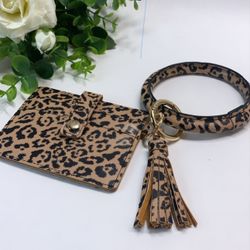 High Quality PU Leather Keychain Wallet/Card Holder Big Circle, Black and Brown