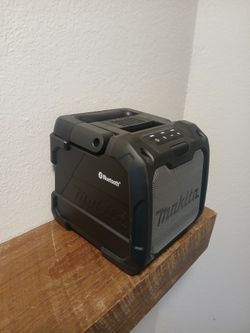 Makita Bluetooth Speaker 18v