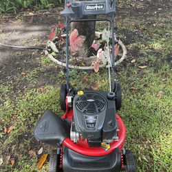 Self Propelled Commercial Lawn Mower LBSN Snapper 21” Cut With A 8.75 HP Engine 