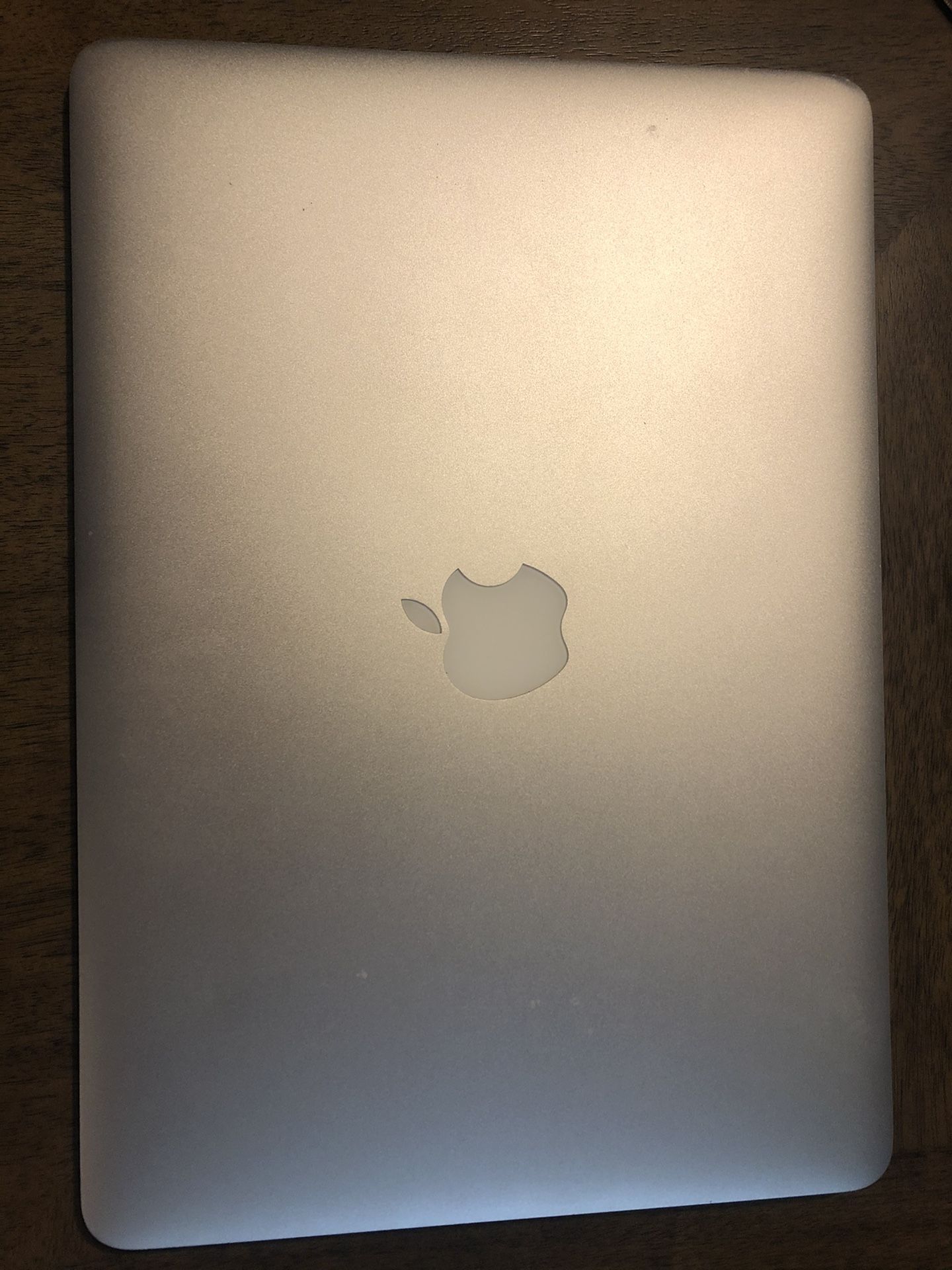 Macbook Air (13-inch)