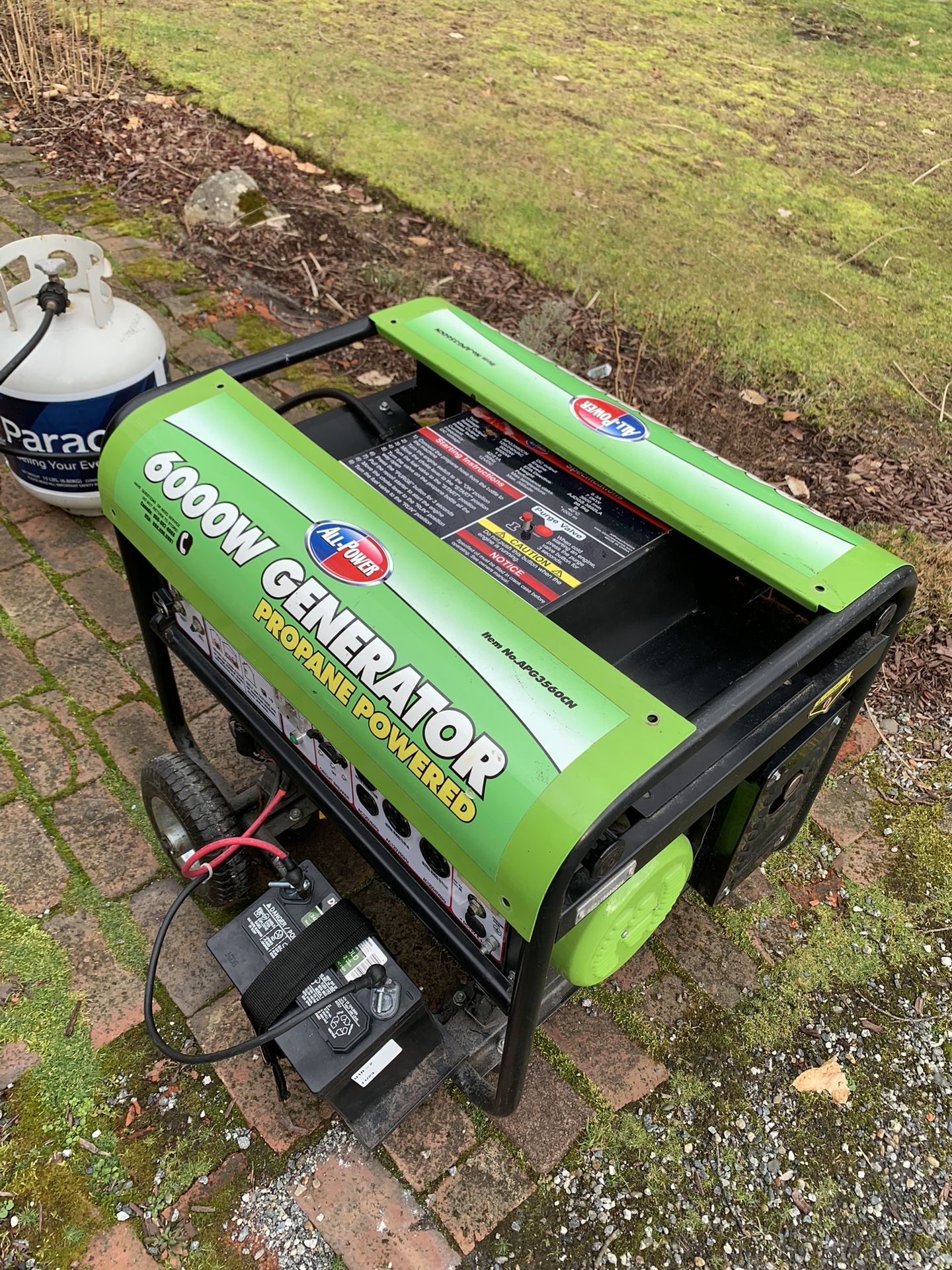 Generator 6000w Propane 100lb Tank! *Low Hours!*