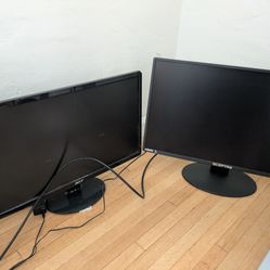 2 Monitors