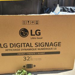 2 X New LG Monitors!!!! The Price Is For Both